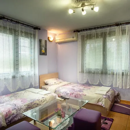 евтини и до морето - варна Apartment *